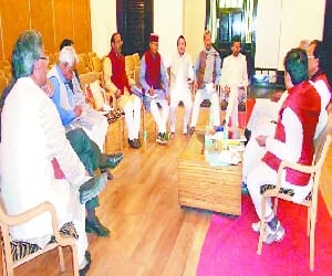 BJP-Congress at war on development issue